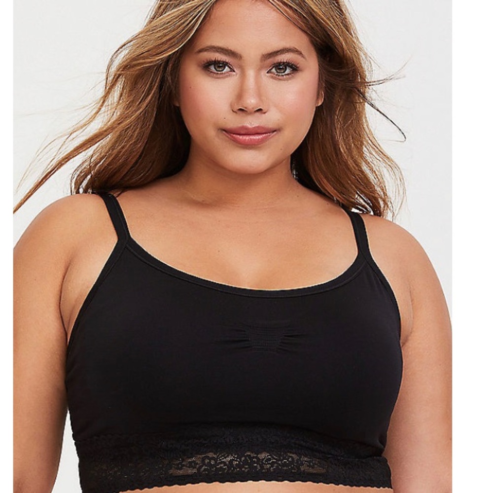 Torrid BLACK SEAMLESS LIGHTLY PADDED BRALETTE